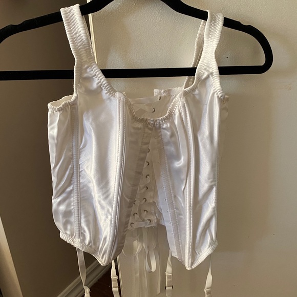 NWT Shirley of Hollywood corset in white - Picture 1 of 8